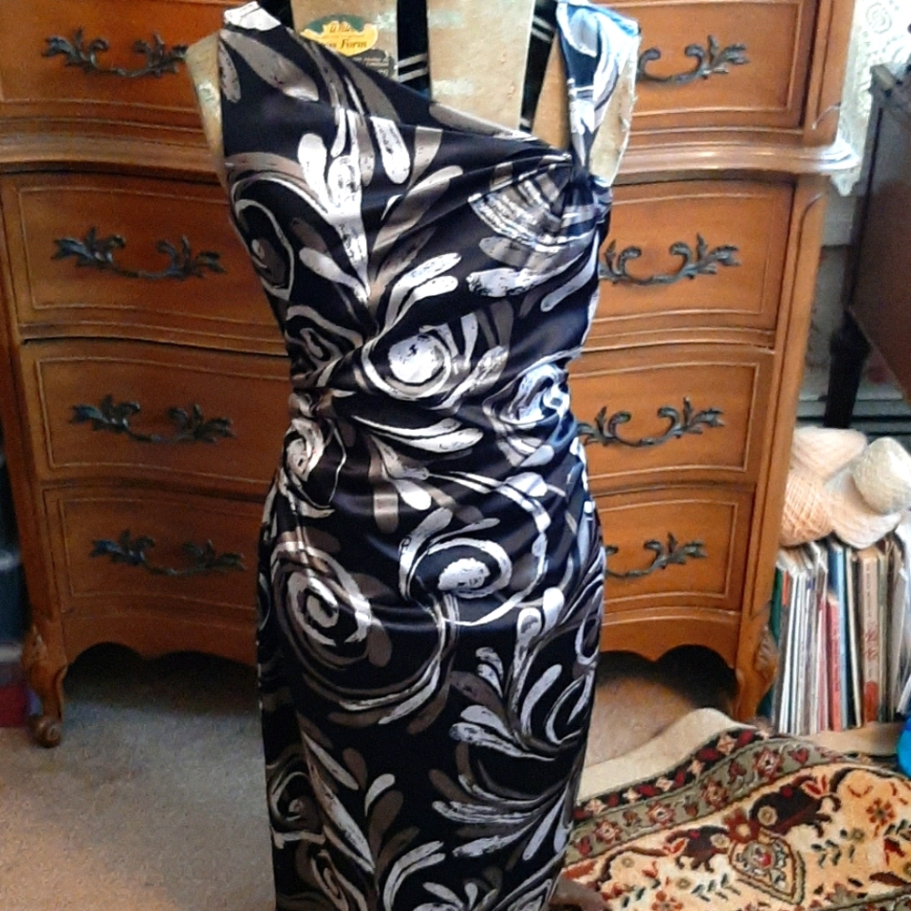 Maggie London wiggle dress